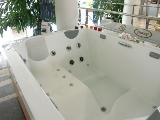 Спа бассейн Jacuzzi Unique 190х150 ФОТО