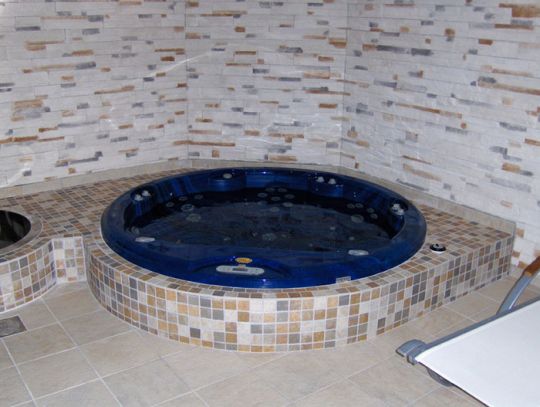 Спа бассейн Jacuzzi Alimia 212х212 ФОТО