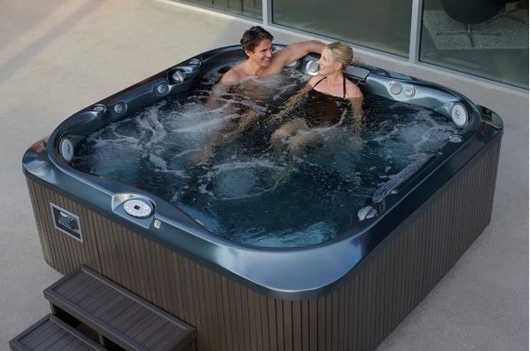 Спа бассейн Jacuzzi J375 231х231 ФОТО