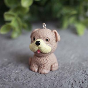 Подвеска собачка серая 3*2*2,5 см.