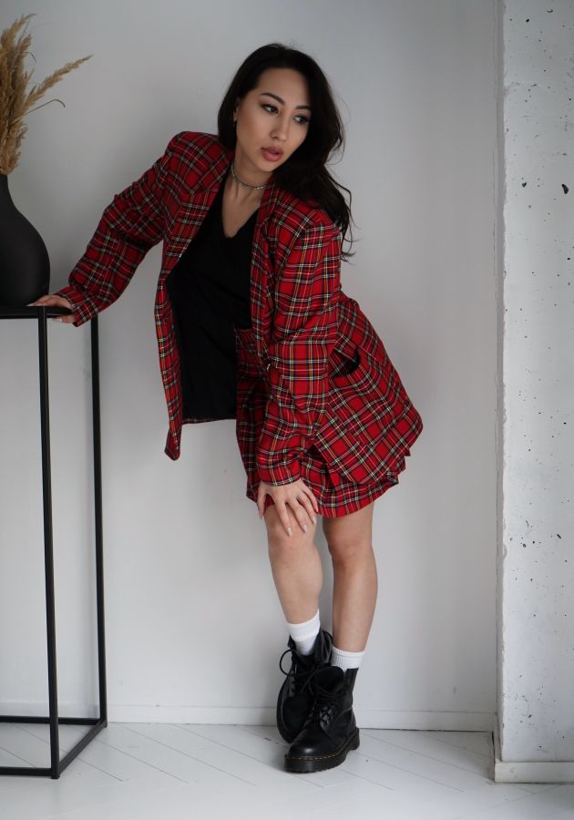 Юбка  в красную клетку