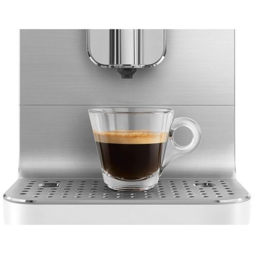 Кофемашина Smeg BCC13WHMEU