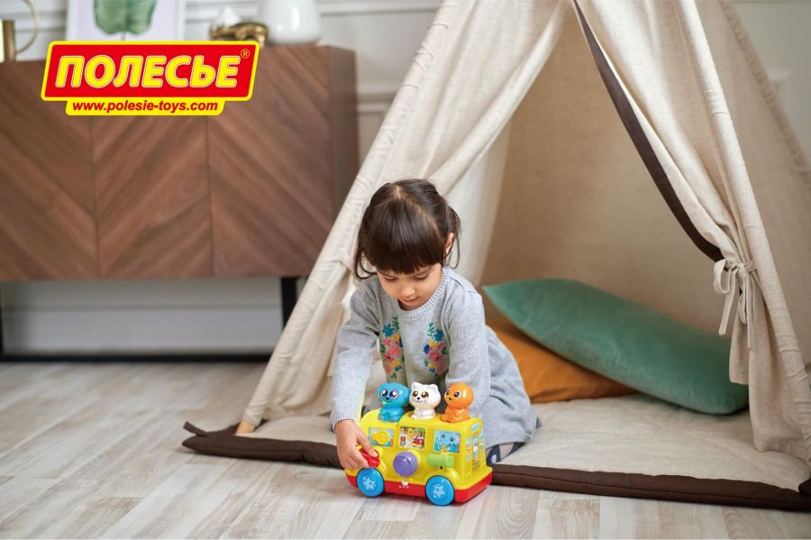 Игрушка развивающая "Школьный автобус" (в коробке)