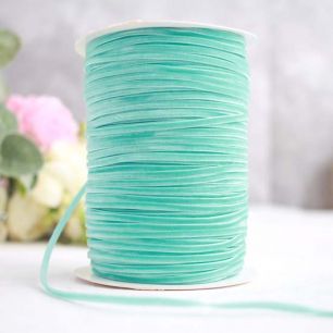 Светло-мятная бархатная лента 3 мм. - 1 м.