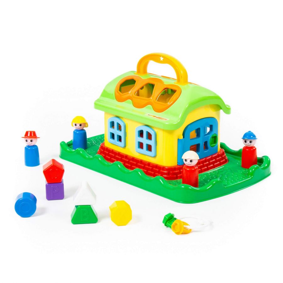 Сказочный домик на лужайке (в сеточке)