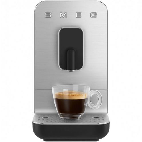 Кофемашина Smeg BCC11BLMEU