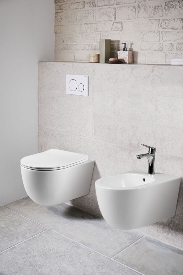 Изображение Безободковый подвесной унитаз с ультратонкой быстросъемной крышкой-сиденьем с плавным опусканием Vincea Evo VT1-34S