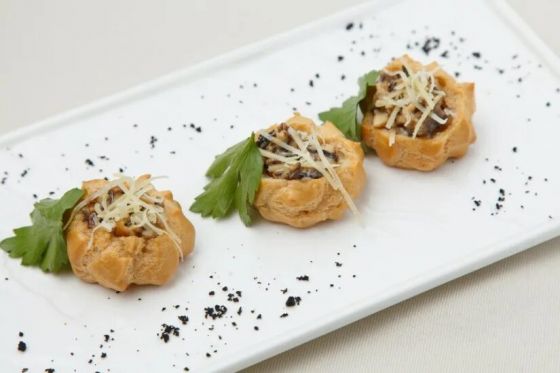 ПРОФИТРОЛИ С ЖУЛЬЕНОМ