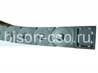 Кабель-канал гибкий 45х50 R100 TMX4550.50.100 закрытый (коннекторы в комплекте)