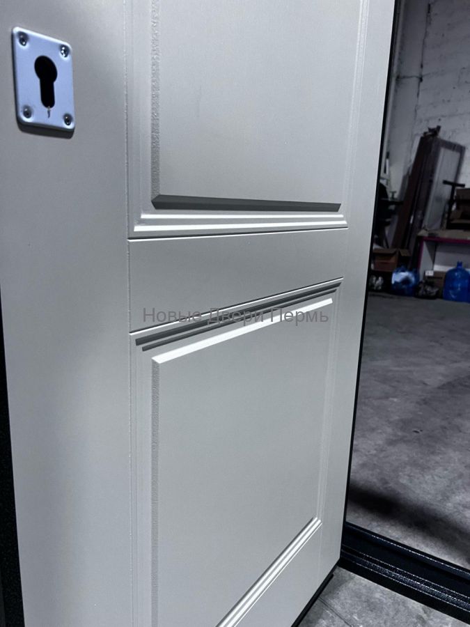 Престиж Классика 70 мм Серебро/белый шелк  входная дверь в квартиру