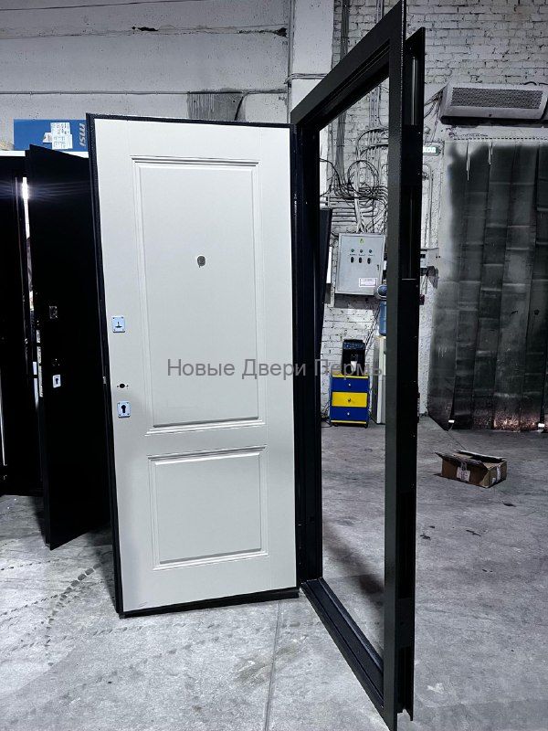 Престиж Классика 70 мм Серебро/белый шелк  входная дверь в квартиру