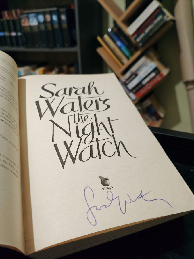[с автографом] The night watch by Sarah Waters