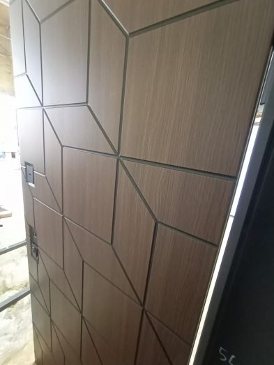 Входная дверь Бункер BN 03 - 03 Орех премиум