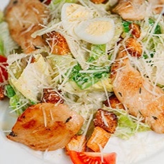 Цезарь с курицей 230г