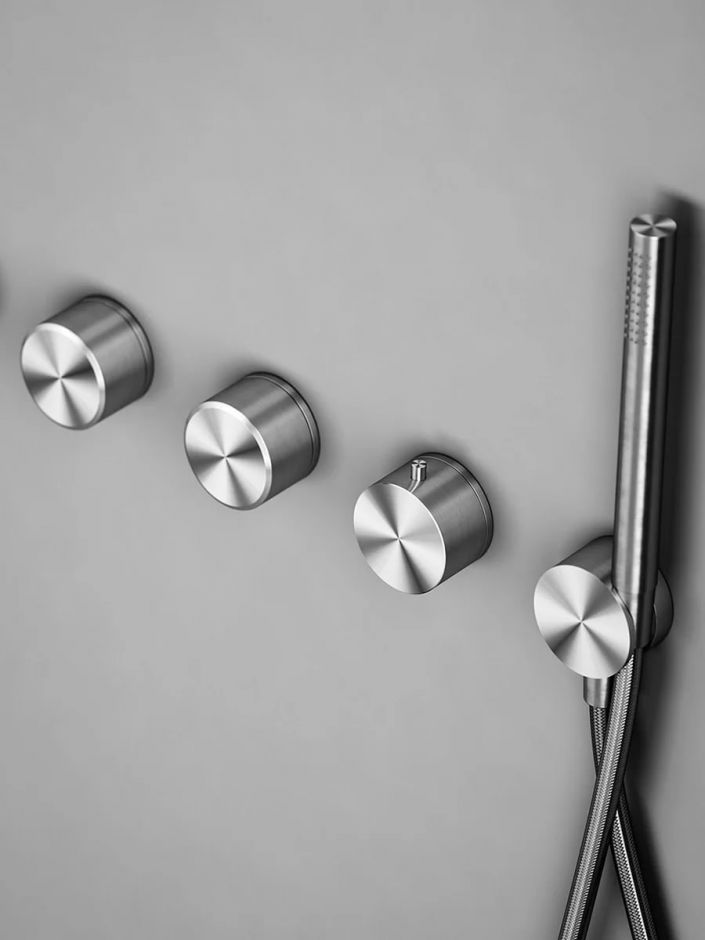 Термостатический смеситель Quadro design Stereo 16 49.0 AS два запорных крана ФОТО