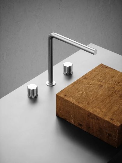 Смеситель для раковины Quadro design Modo 17 08V на три отверстия высокий схема 2