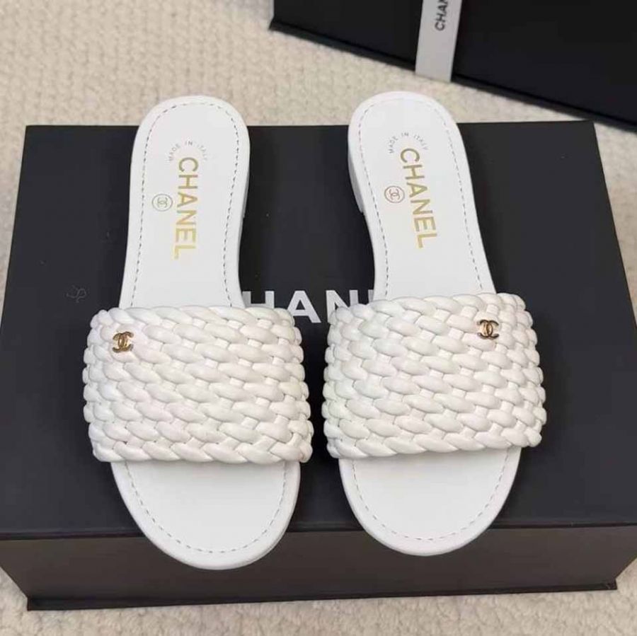 Шлепанцы CHANEL Premium