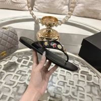 Шлепанцы CHANEL Premium