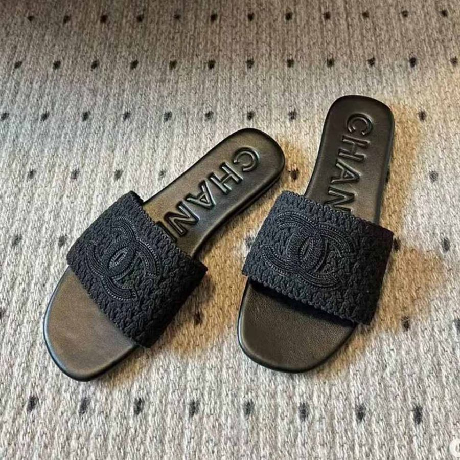 Шлепанцы CHANEL Premium