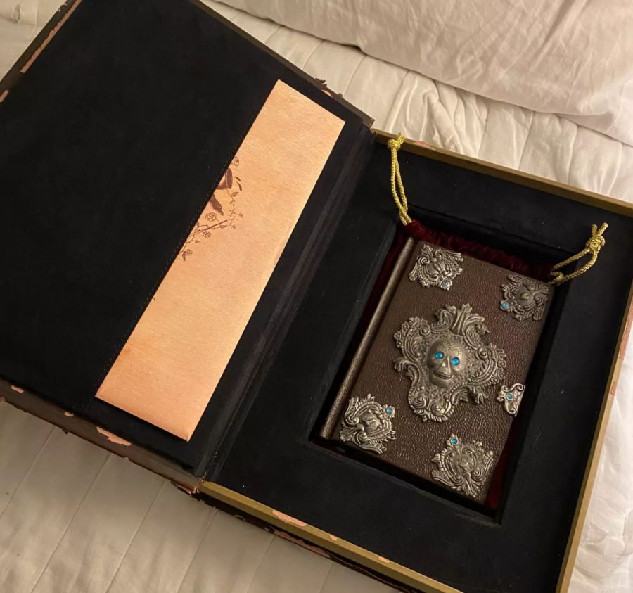 The tales of beedle the bard / сказки барда Бидля