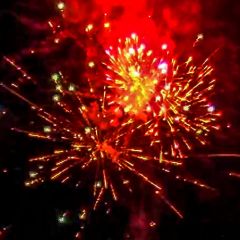 Фейерверк РК7034 Русские каникулы (0,7" х 100) Фейерверк РК7034 Русские каникулы (0,7" х 100)