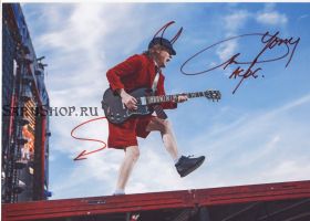 Автограф: Ангус Янг. AC/DC