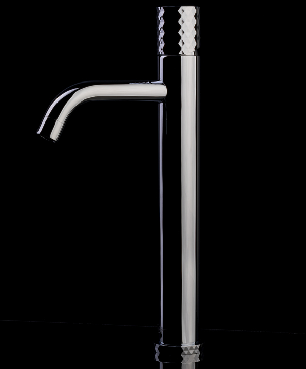 Черный смеситель для раковины Boheme Stick 122 ФОТО