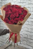 Розы в крафт-бумаге 80см