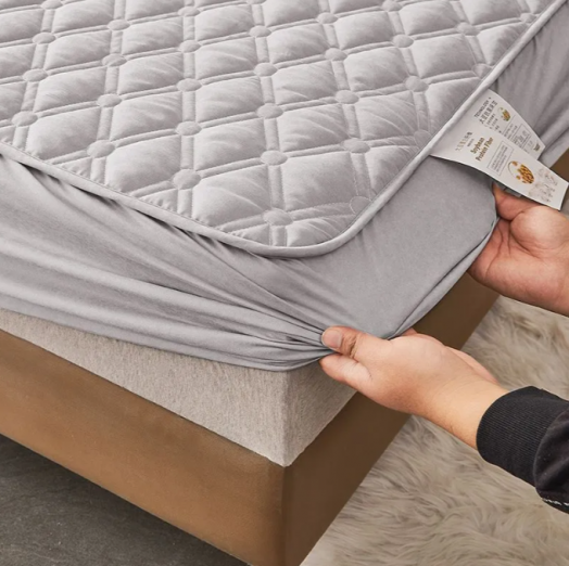 Наматрасник стеганный 48786