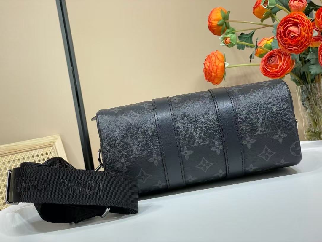 Louis Vuitton Keepall Bandouliere 25