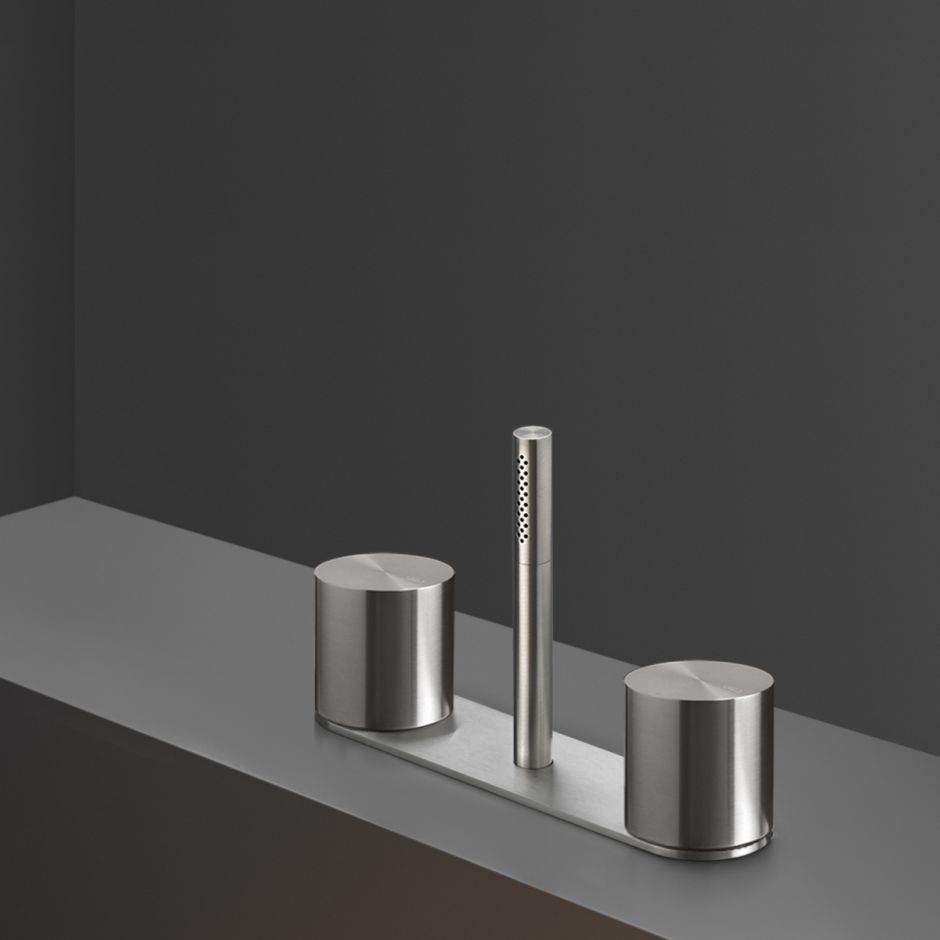 Прогрессивный смеситель Cea Design OPU с выдвижной лейкой OPS62