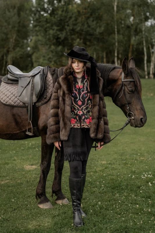 Эксклюзивные шубы. "GLORIA"- неотъемлемая часть вашей саги.