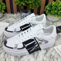 Мужские кроссовки Valentino