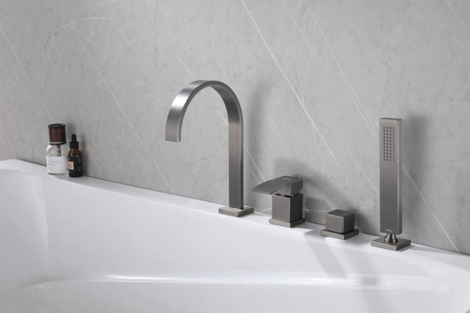 Смеситель ABBER Wasserfall AF8613NG на борт ванны, никель ФОТО