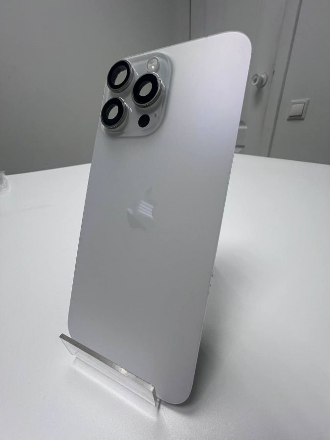 Apple iPhone задняя крышка 16 Pro Max в сборе со шлейфами, стеклом камеры оригинал с разбора (снятый) идеал белый