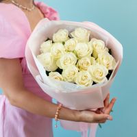 15 белых роз (60см)