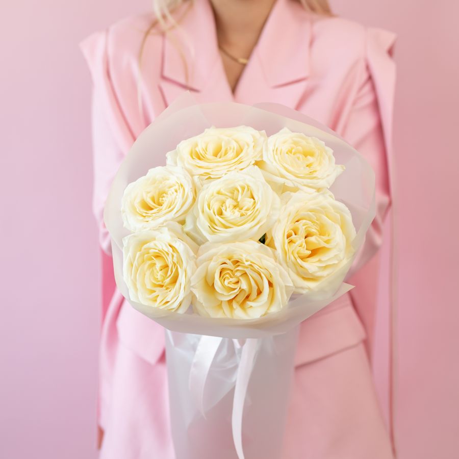 Пионовидная роза 7 шт