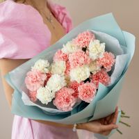 Розовые и белые диантусы от 15 шт