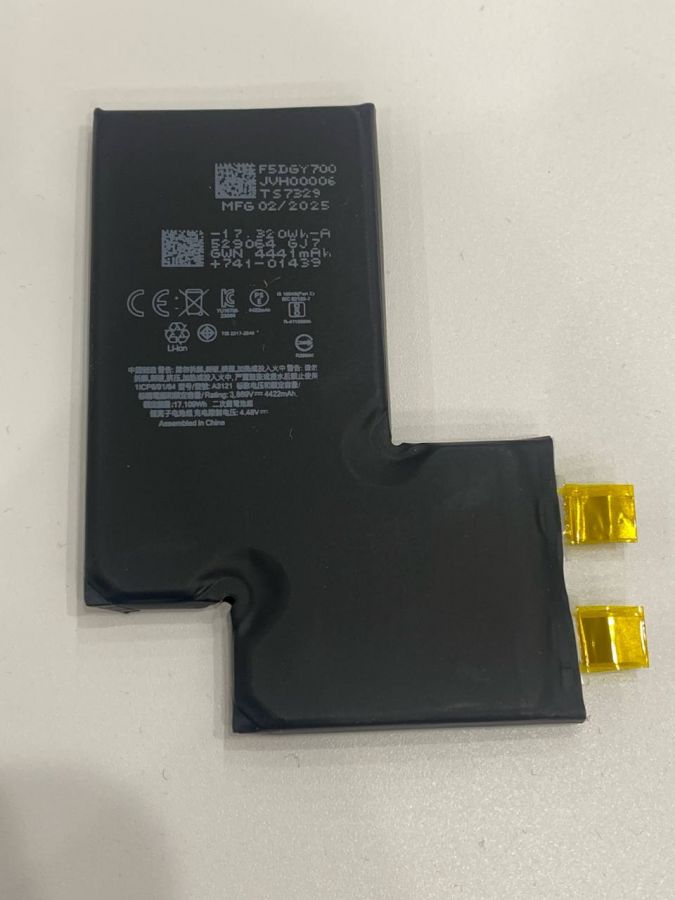 Apple iPhone 15 Pro max  АКБ (аккумулятор) банка с вырезом