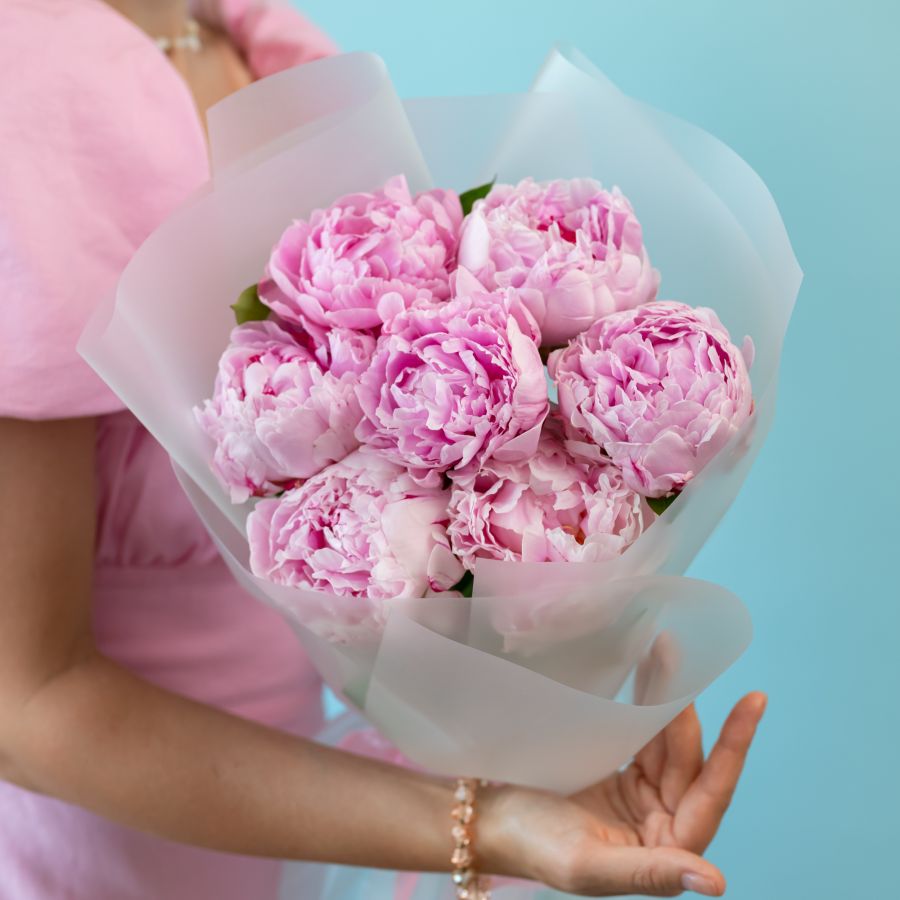 7 пионов в упаковке