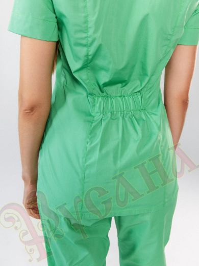 костюм салатовый