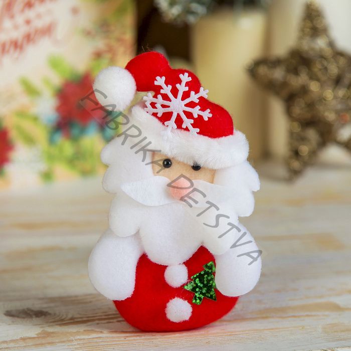 Магнит мягкий «Дед Мороз с ёлочкой» 13 см, бело - красная