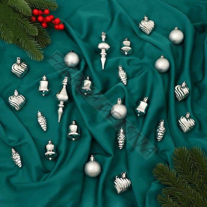 Ёлочные игрушки «Весёлый завиток», новогодние, набор 24 шт., 4 см, серебро