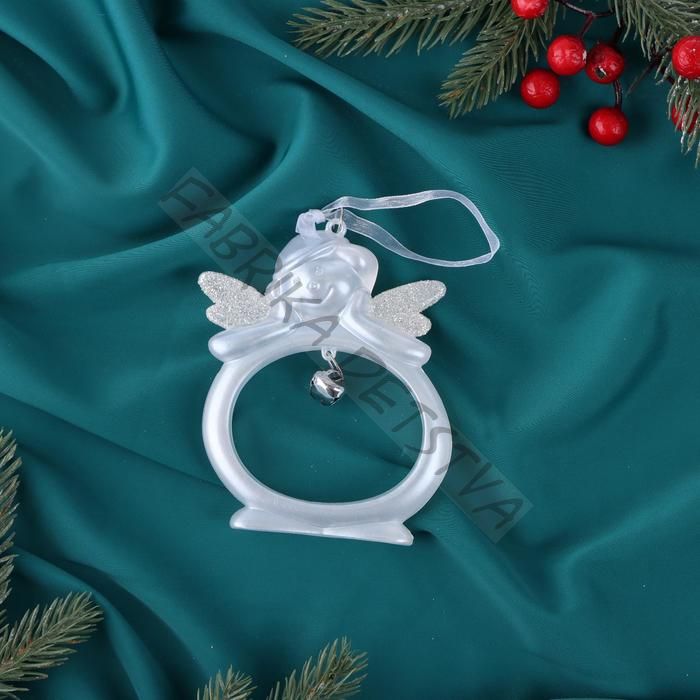 Ёлочная игрушка «Зимнее волшебство. Снеговик» 9.5x11 см, белый