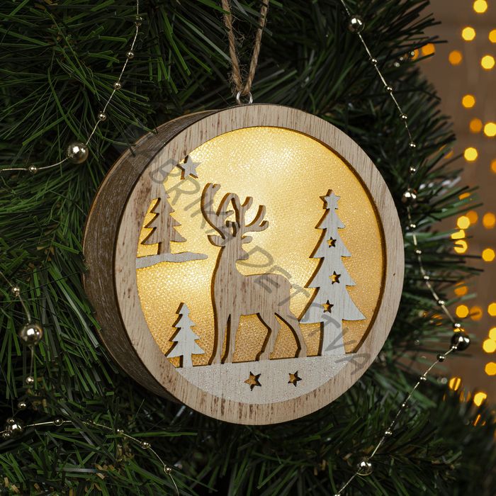 Ёлочная игрушка «Олень в лесу», 11х11х3 см, 4 LED, от батареек АААх2, свечение тёплое белое