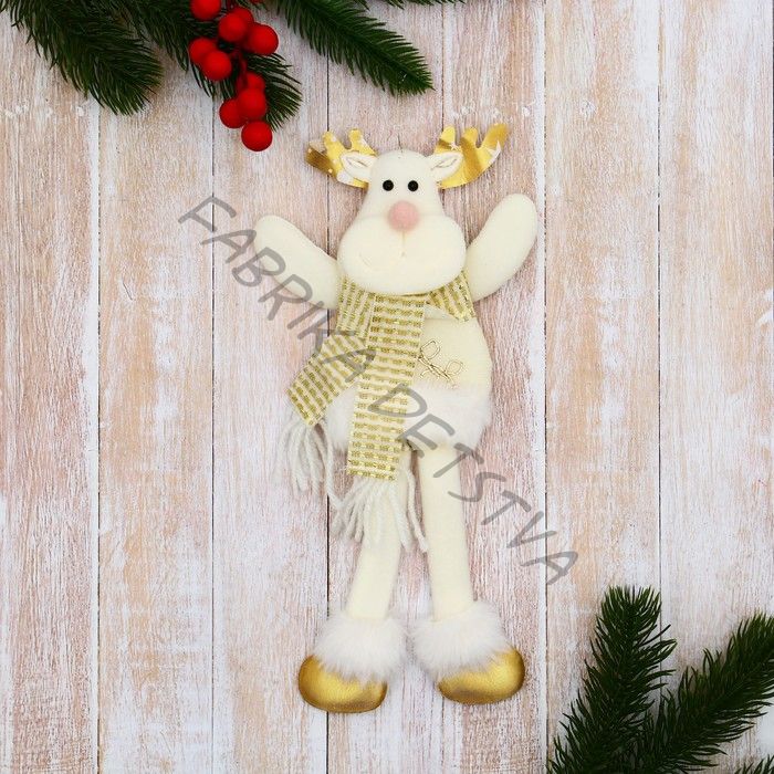 Подвеска мягкая на ёлку «Олень в костюмчике с цветами, длинные ножки» 8x24 см, золотистая