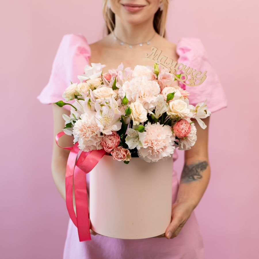 Шляпная коробка "Маме" размер М