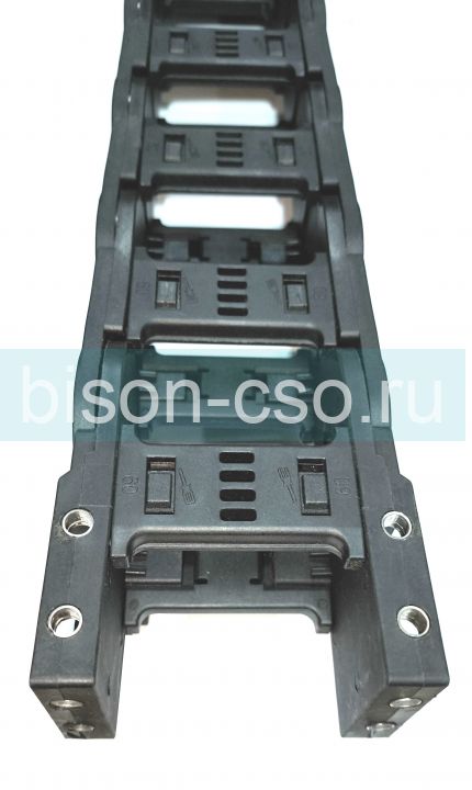 Кабель-канал гибкий 35х60 R75 TMX3500.60.75 открытый (коннекторы в комплекте)