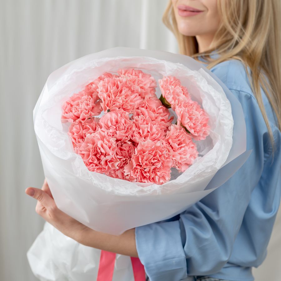 15 розовых диантусов