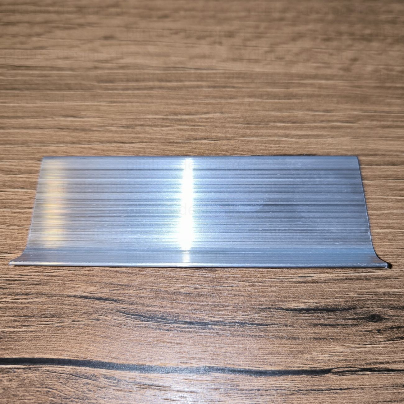 Алюминиевый плинтус ПЛ-40 мм